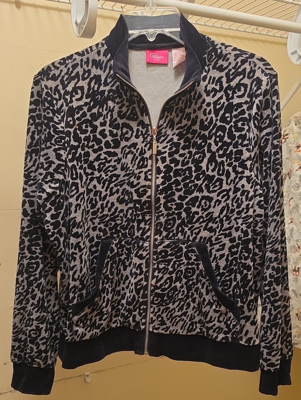 Pappagallo Black & Gray Leopard Print Zip Front Jacket